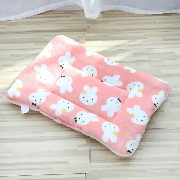 Short Plush Pet Sleeping Bed